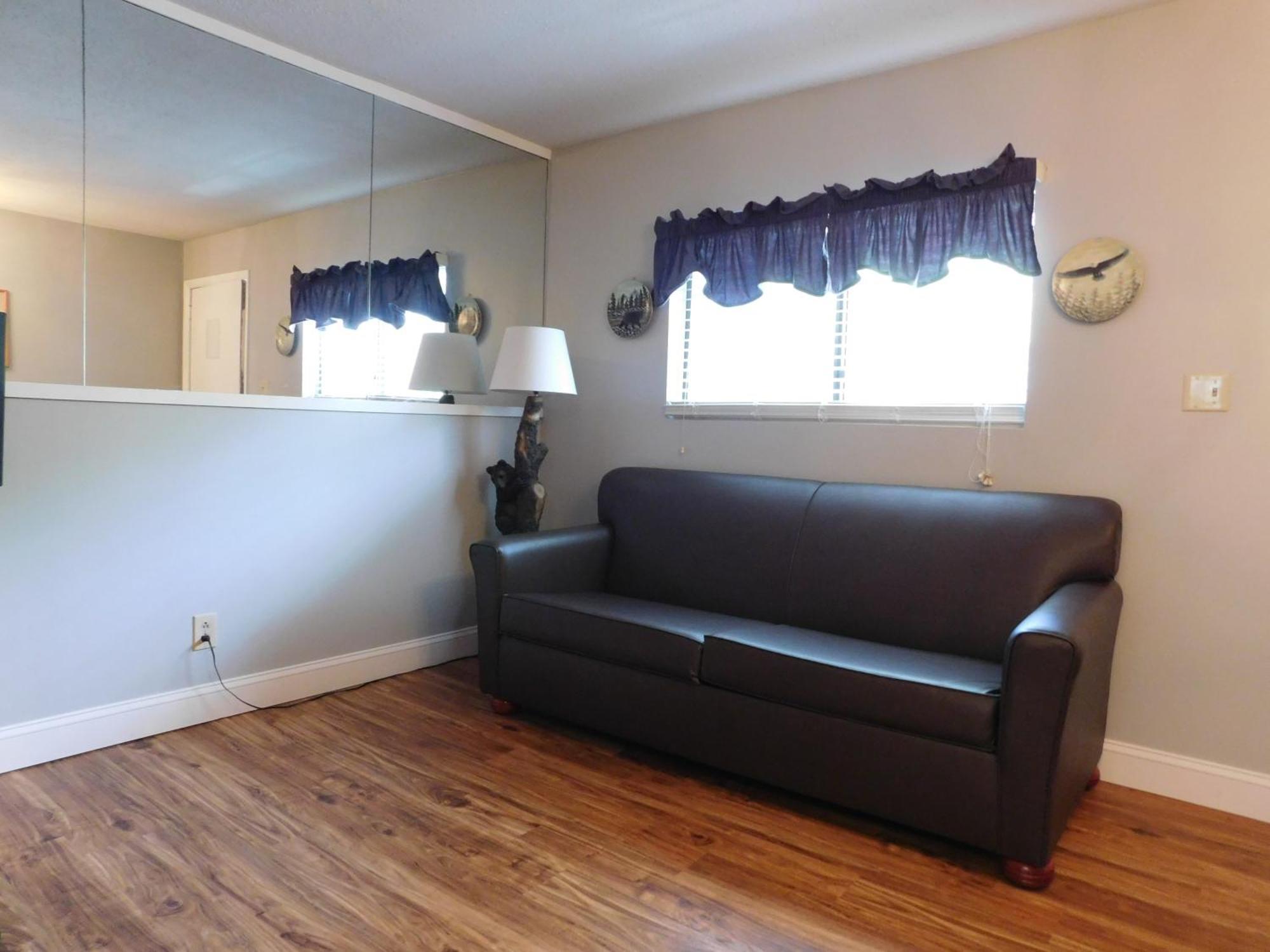 Oak Square Rentals แกตลิงเบิร์ก ห้อง รูปภาพ